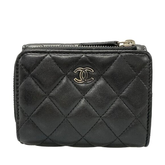 Auth CHANEL Matelasse Black Lambskin Trifold Wallet - Picture 1 of 13